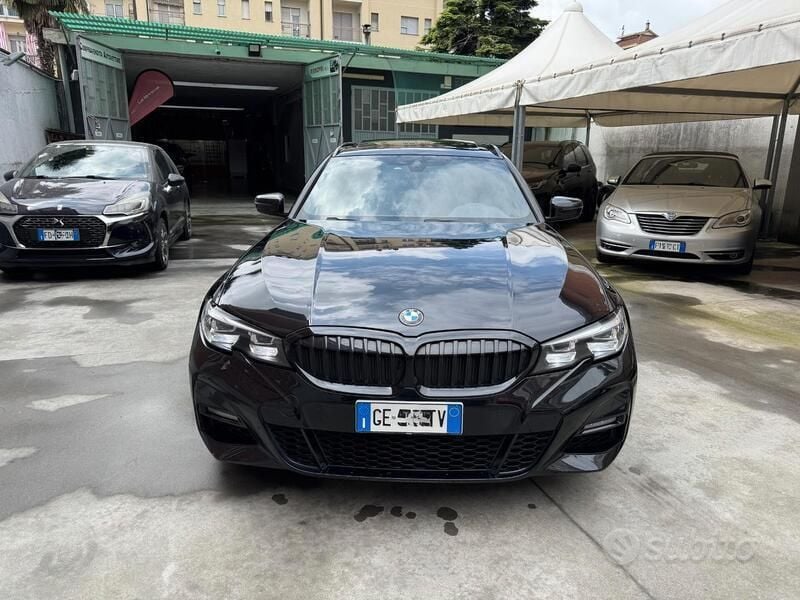 Usata BMW 320e M Sport 190 CV (139 kW) 2021 Nero Station wagon
