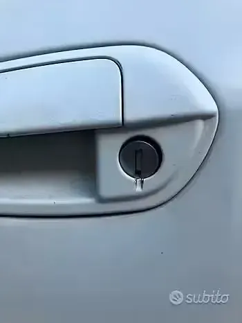 Usata Fiat Punto 75 CV (55 kW) 2011 Bianco Utilitaria