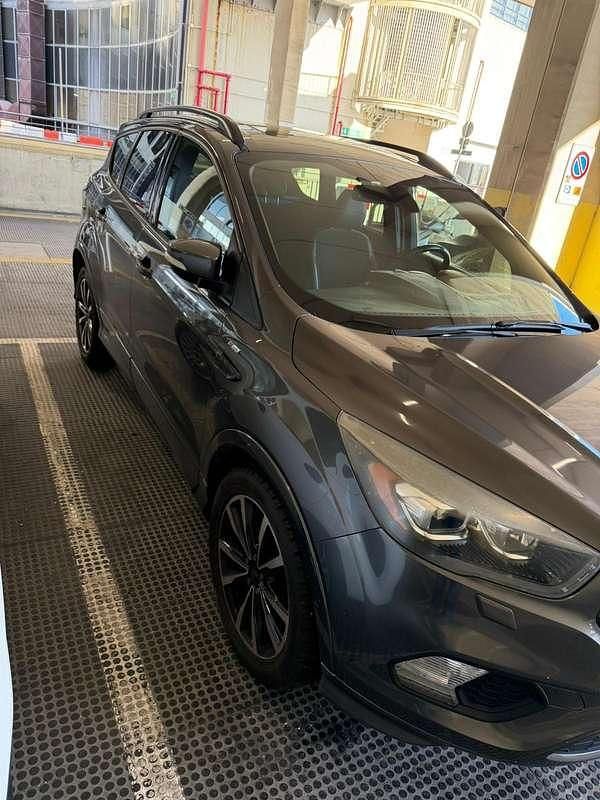 Usata Ford Kuga ST-Line 150 CV (110 kW) 2017 SUV