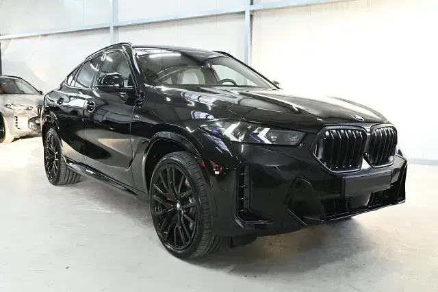 Usata BMW X6 M Sport 298 CV (219 kW) 2025 Nero metallizzato SUV