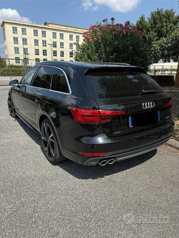 Usata Audi A4 S-Line 190 CV (139 kW) 2017 Nero Station wagon