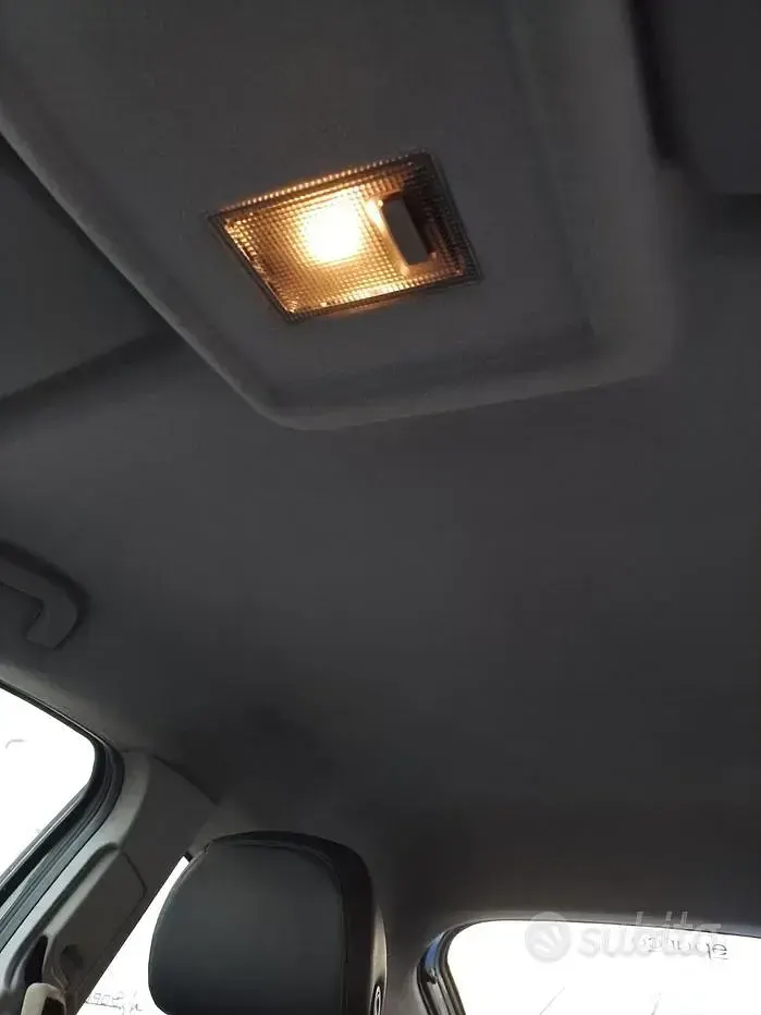 Usata Opel Corsa 85 CV (62 kW) 2013 Utilitaria