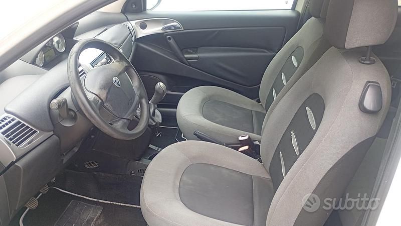 Usata Lancia Ypsilon 2008 Bianco Utilitaria