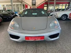 Usata Ferrari 360 400 CV (294 kW) 2003 Argento Cabrio