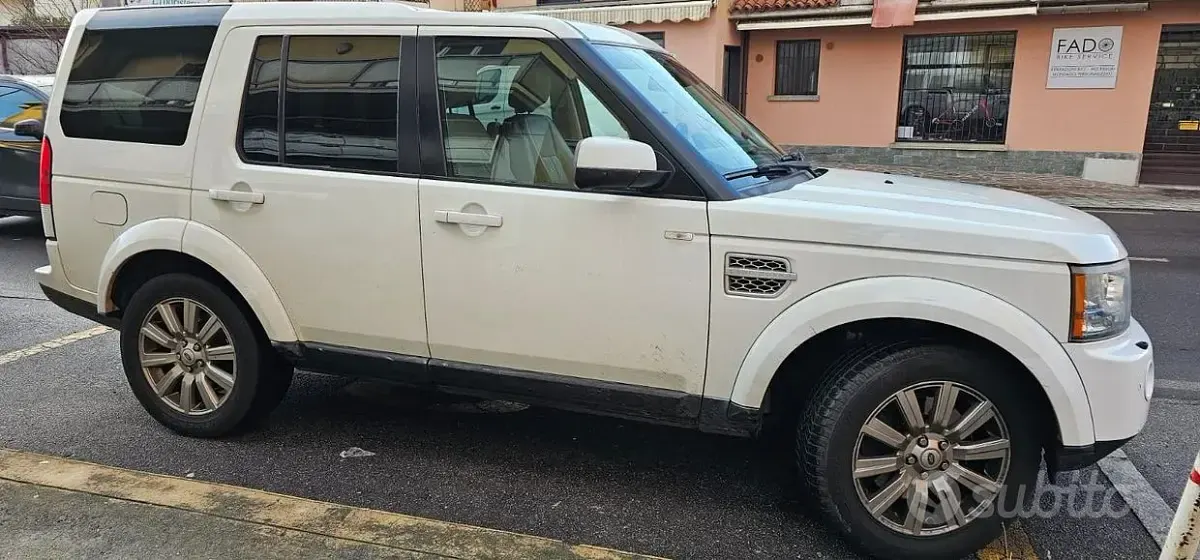 Usata Land Rover Discovery 4 211 CV (155 kW) 2012 Bianco SUV
