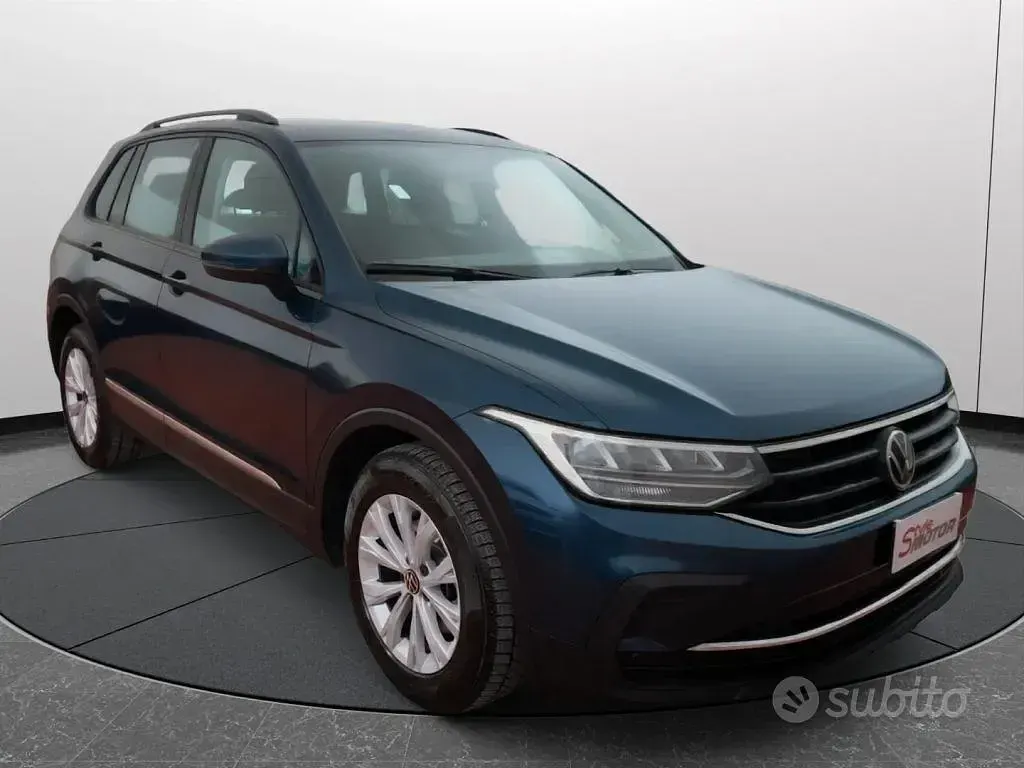 Usata VW Tiguan Life 150 CV (110 kW) 2023 Blu SUV