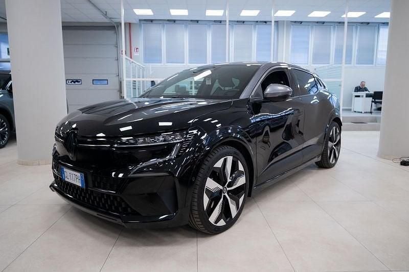 Nero Usata 2022 Renault Megane E-Tech Techno Berlina | 27.400 € (Cara) - Immagine 1/3