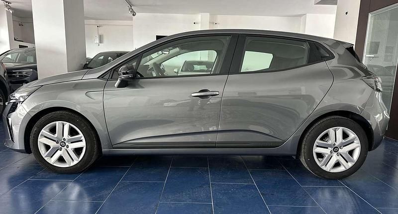 Usata Renault Clio V Evolution 67 CV (49 kW) 2024 Grigio Berlina