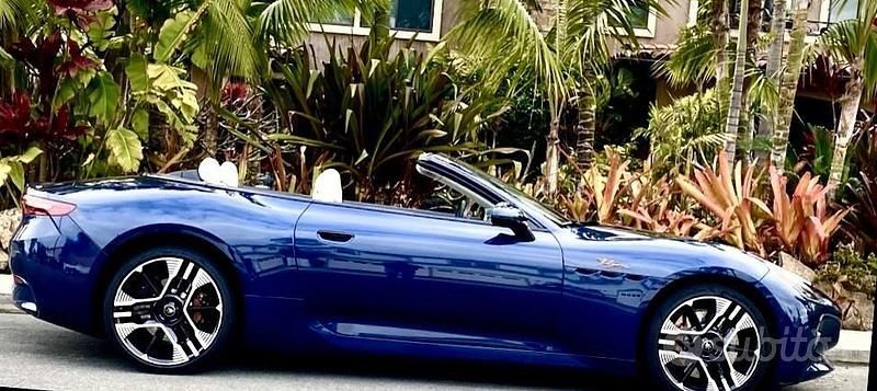 Nuova Maserati GranCabrio 610 kW (830 CV) 2025 Blu Cabrio