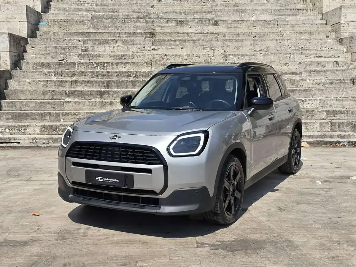 Usata Mini Cooper Countryman 163 CV (119 kW) 2024 Melting silver SUV