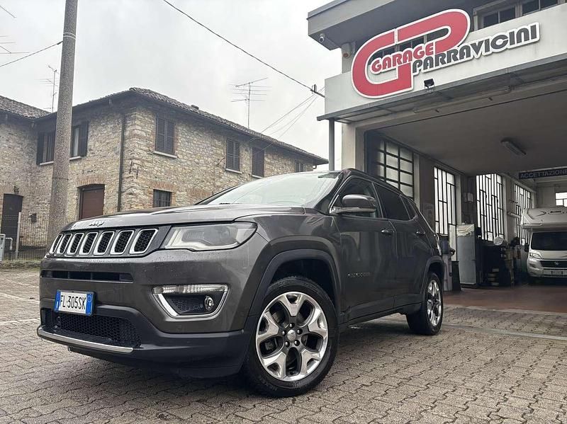 Usata Jeep Compass Limited 170 CV (125 kW) 2017 Grigio SUV