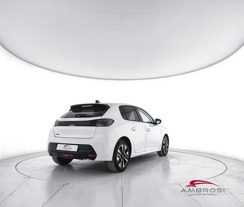 Usata Peugeot 208 Allure 101 CV (74 kW) 2025 Bianco Utilitaria