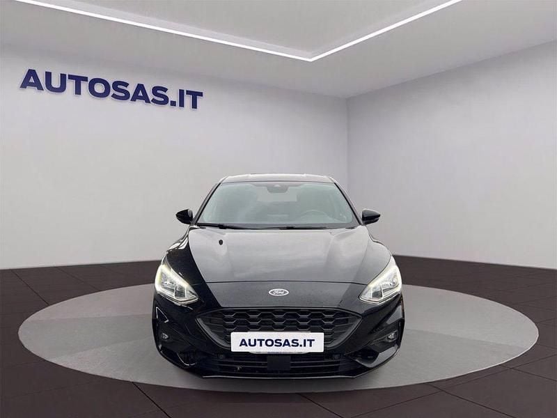 Nero metallizzato Usata 2022 Ford Focus ST-Line Berlina | 17.490 € (Buon prezzo) - Immagine 1/4