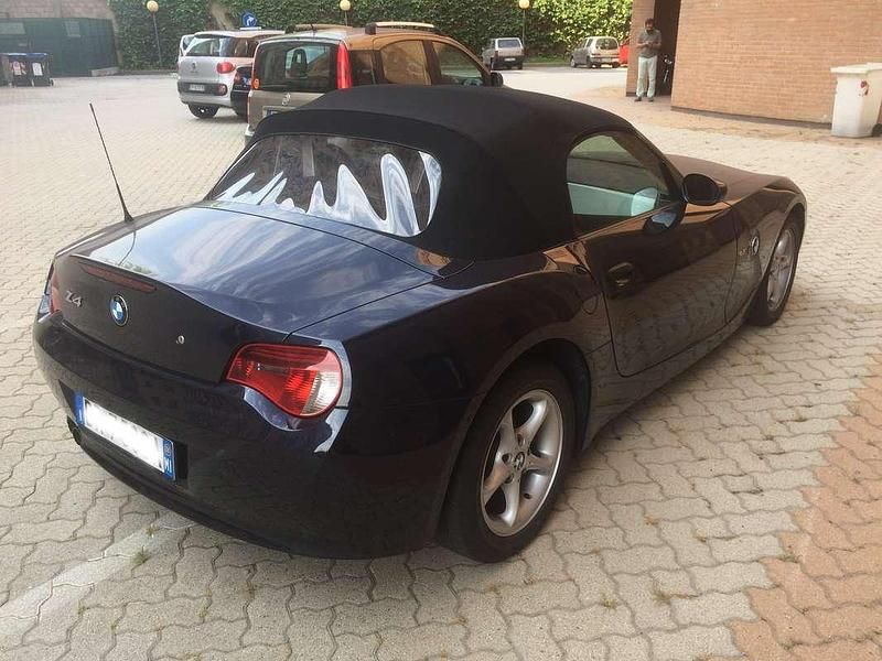 Usata BMW Z4 177 CV (130 kW) 2008 Blu/azzurro Cabrio