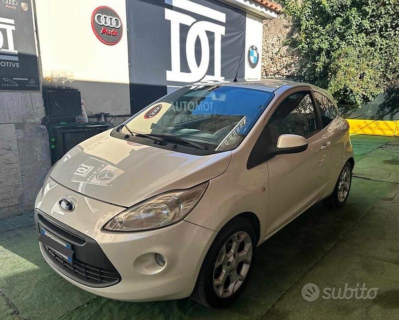 Usata Ford Ka 69 CV (50 kW) 2010 Bianco Berlina