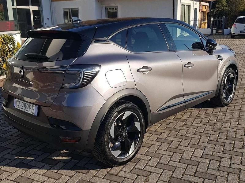 Usata Renault Captur Techno 91 CV (66 kW) 2025 Grigio SUV