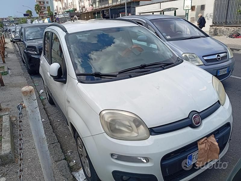 Usata Fiat Panda Lounge 69 CV (50 kW) 2016 Bianco Utilitaria