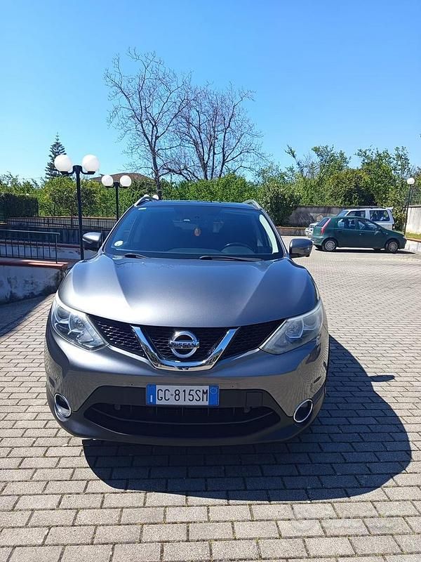 Usata Nissan Qashqai 115 CV (84 kW) 2020 Grigio SUV