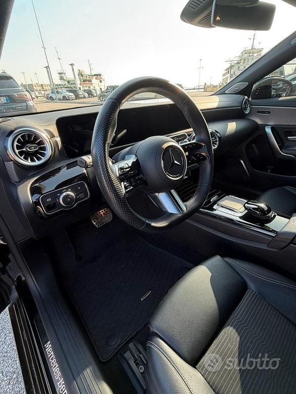 Usata Mercedes CLA200 2021 Nero Station wagon