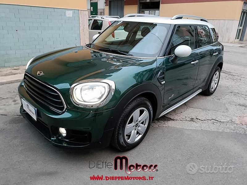Verde Usata 2017 Mini Cooper D Countryman SUV | 16.200 € (Buon prezzo) - Immagine 1/4