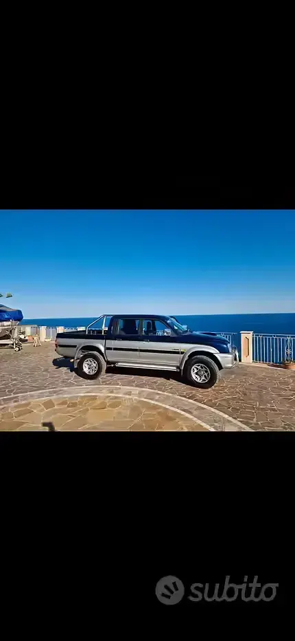 Usata Mitsubishi L200 115 CV (84 kW) 2001 Blu Pick-up