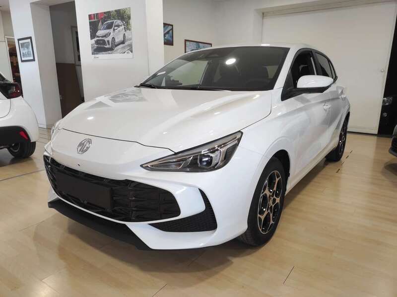 Usata MG MG3 Luxury 102 CV (75 kW) 2024 Giallo alba Utilitaria