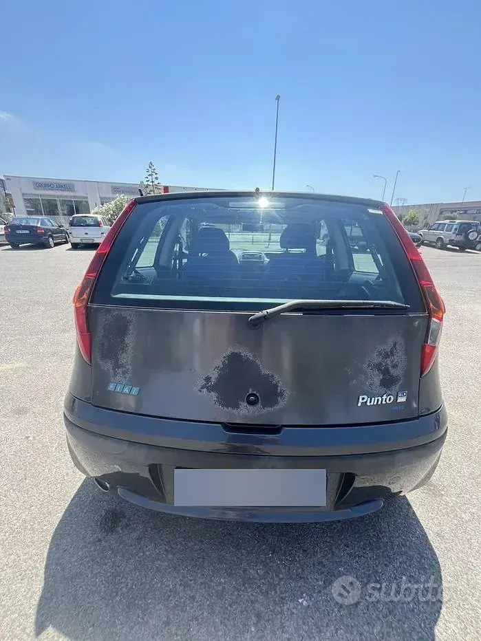 Usata Fiat Punto 60 CV (44 kW) 2003 Grigio Utilitaria