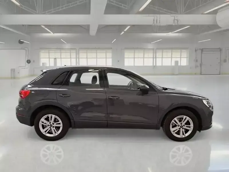Usata Audi Q3 Business 149 CV (109 kW) 2020 Grigio SUV