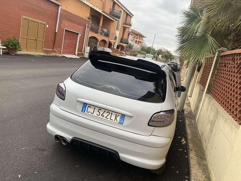 Usata Peugeot 206 60 CV (44 kW) 2003 Berlina