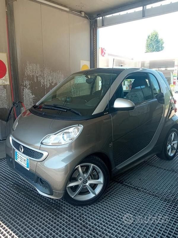 Usata Smart ForTwo Coupé 71 CV (52 kW) 2013 Utilitaria