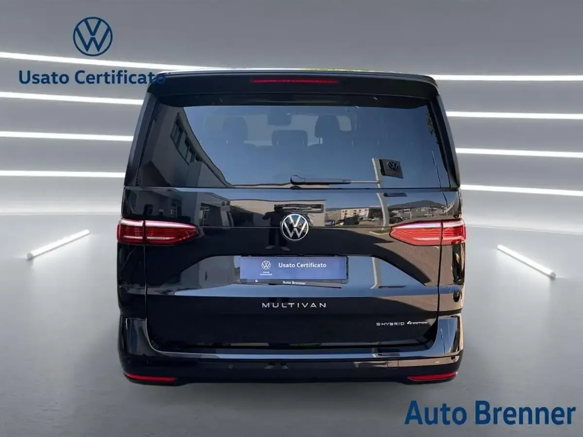 Nuova VW Multivan Life 245 CV (180 kW) 2026 Nero perla Monovolume