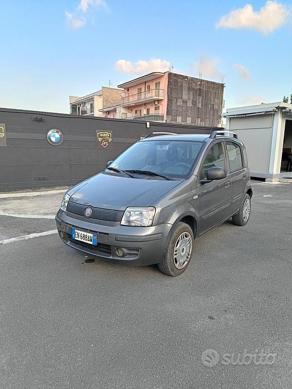 Usata Fiat Panda 77 CV (56 kW) 2012 Grigio Utilitaria