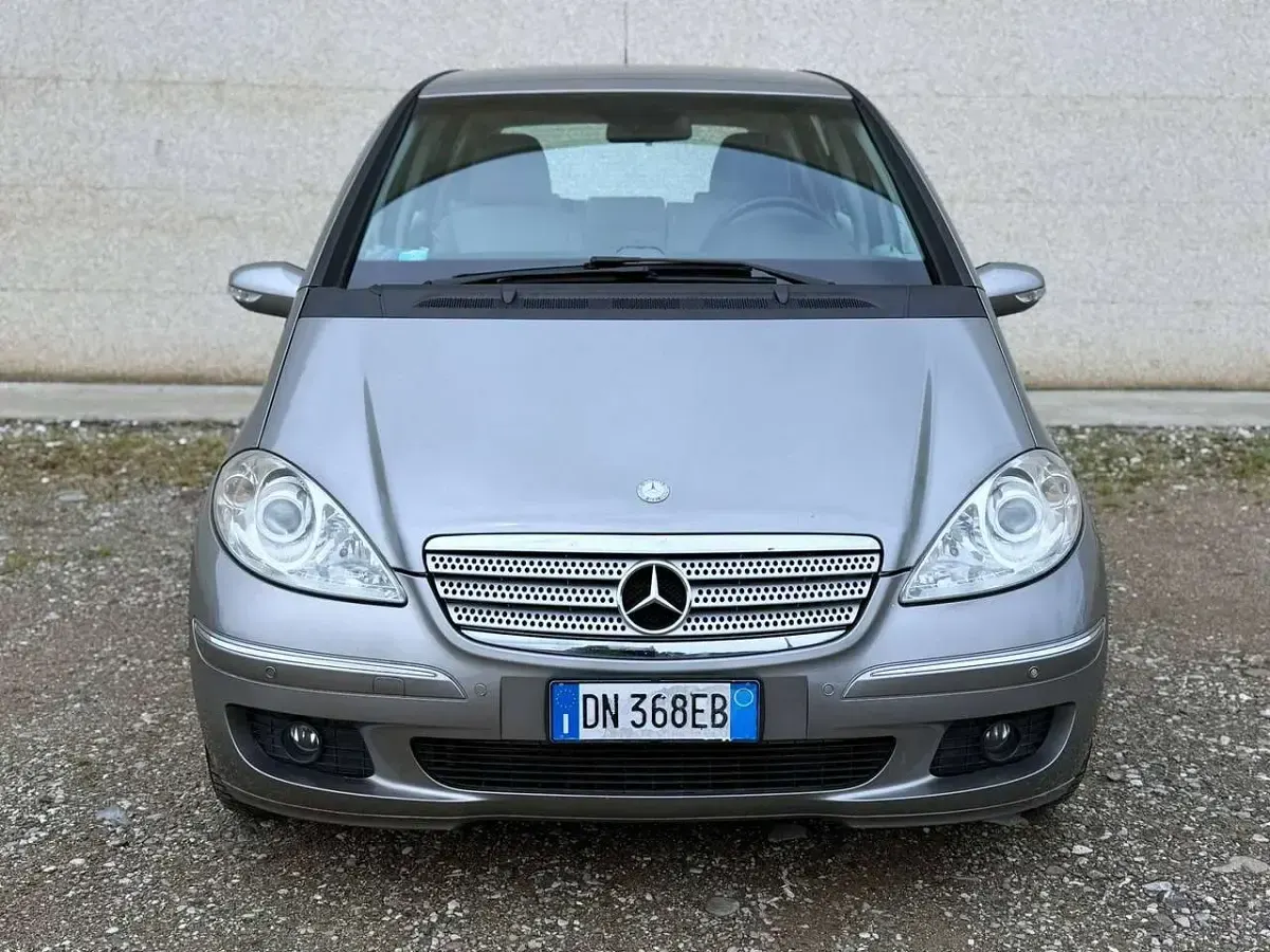 Usata Mercedes A180 Avantgarde 109 CV (80 kW) 2008 Grigio Monovolume