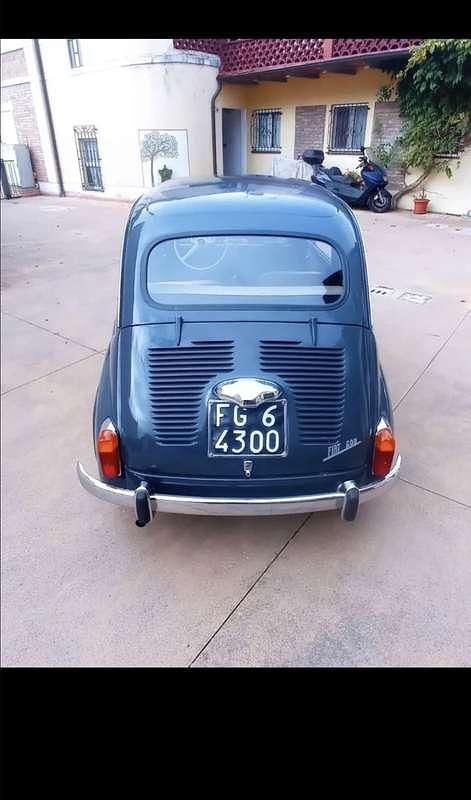 Usata Fiat 600 30 CV (22 kW) 1966 Blu/azzurro Berlina