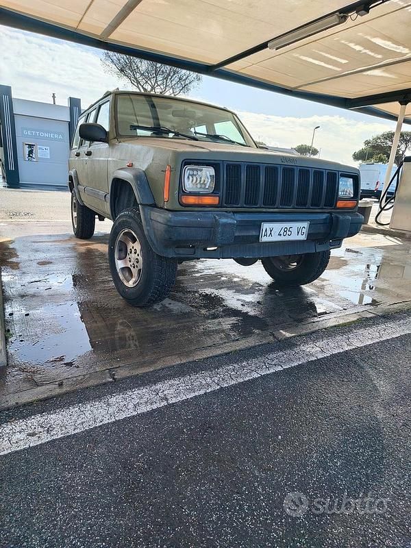 Usata Jeep Cherokee 116 CV (85 kW) 1998 Verde SUV