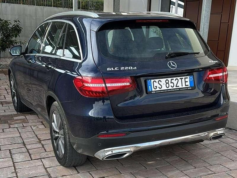 Usata Mercedes GLC220 Exclusive 170 CV (125 kW) 2016 Blu/azzurro SUV