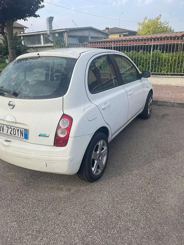 Usata Nissan Micra 86 CV (63 kW) 2009 Bianco Utilitaria