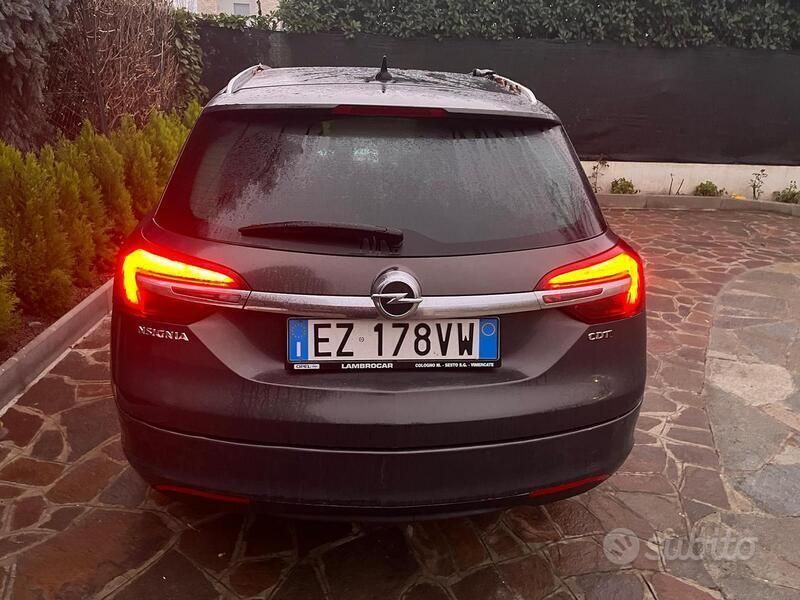 Usata 2015 Opel Insignia Station wagon | 5900 € (Buon prezzo) - Immagine 1/4