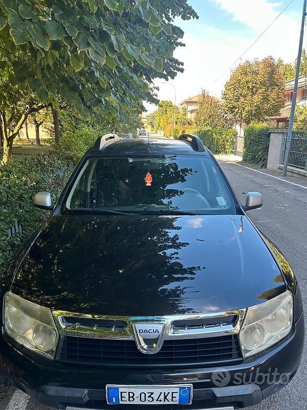 Usata Dacia Duster 105 CV (77 kW) 2010 Nero Berlina