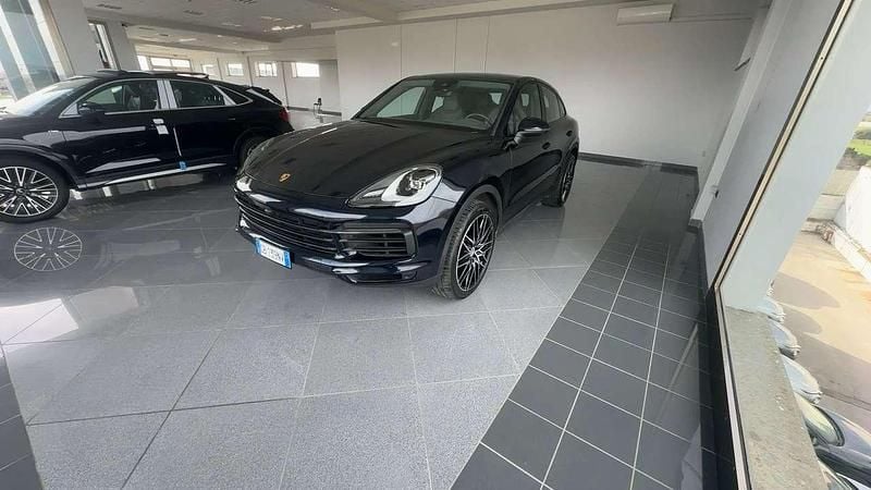 Blu/azzurro Usata 2020 Porsche Cayenne SUV | 63.900 € (Super prezzo) - Immagine 1/4