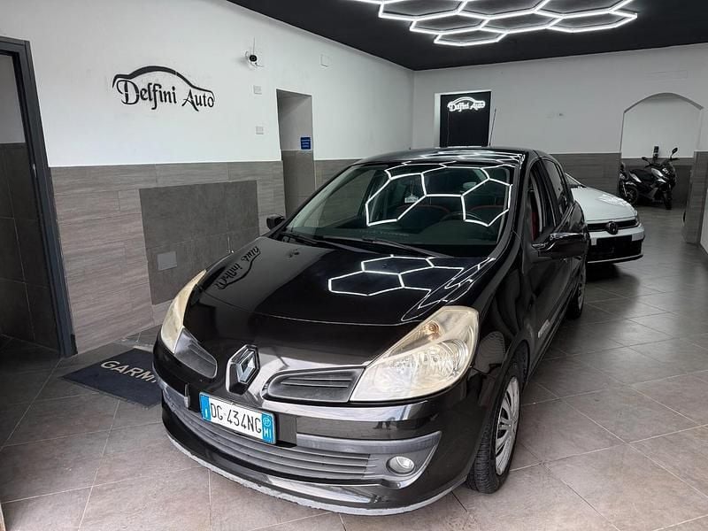 Usata Renault Clio II Dynamique 65 CV (47 kW) 2007 Nero Berlina