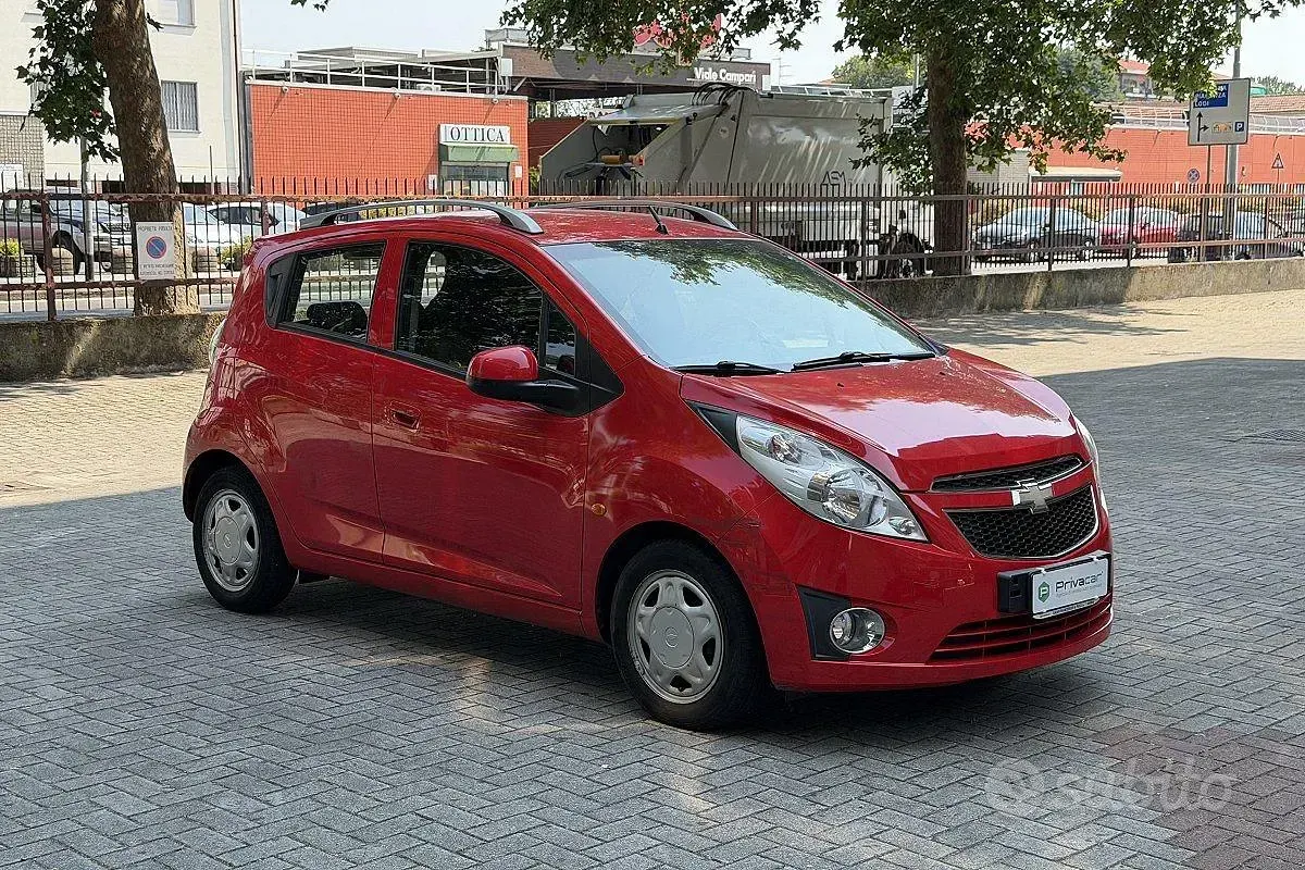 Usata Chevrolet Spark LS 68 CV (50 kW) 2010 Rosso Utilitaria