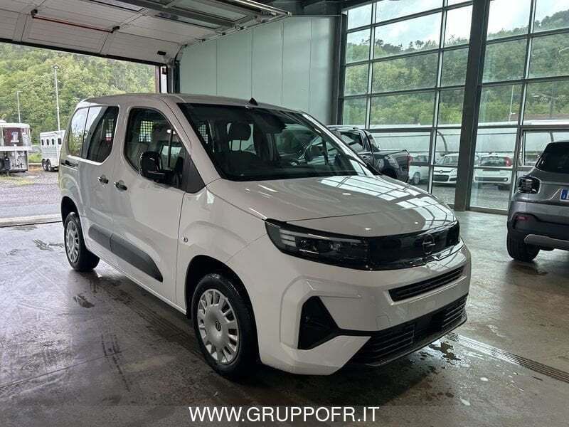 Bianco Nuova 2025 Opel Combo S Monovolume | 19.500 € (Ottimo prezzo) - Immagine 1/4