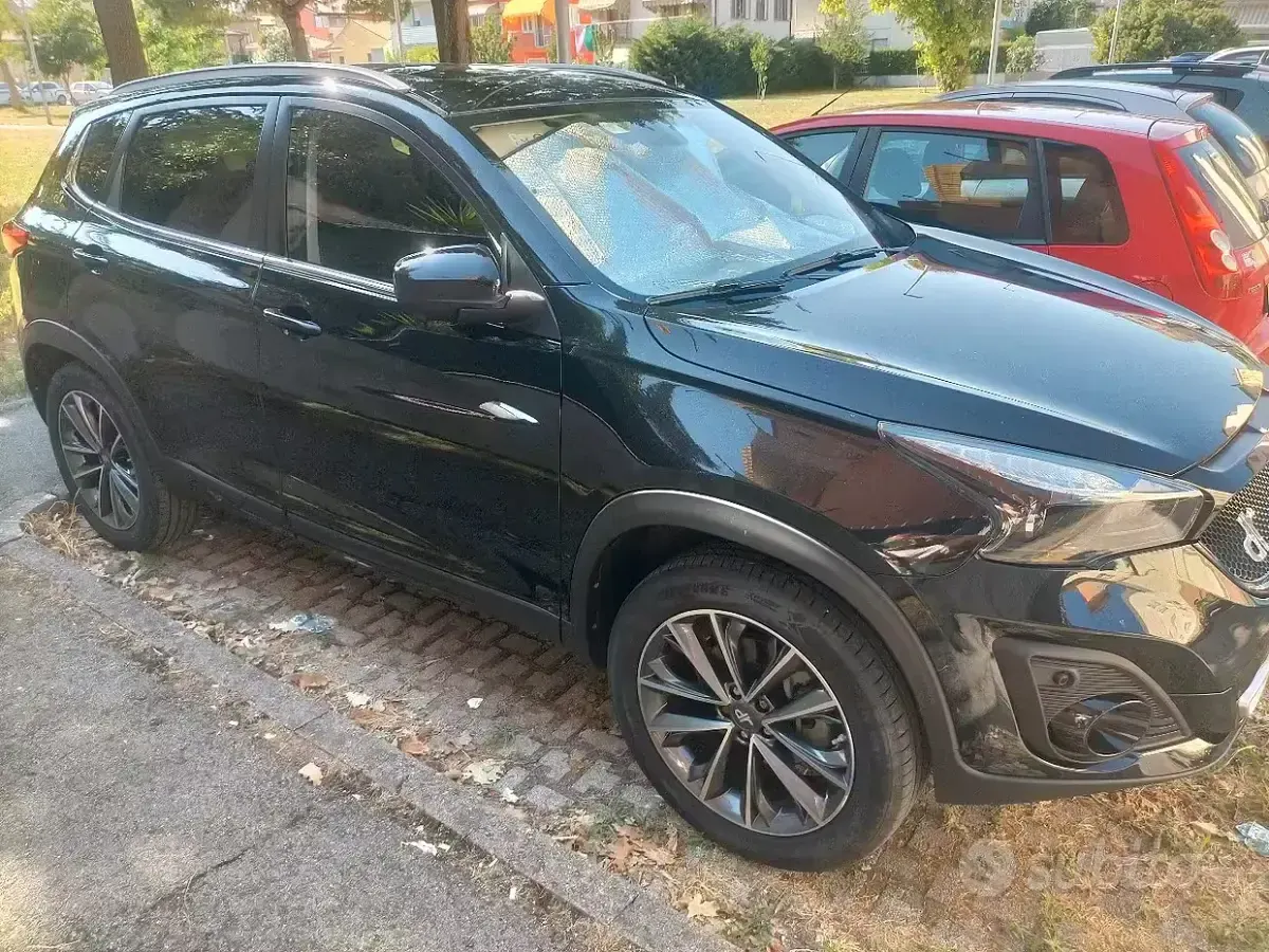 Usata DR F35 155 CV (114 kW) 2022 Nero SUV