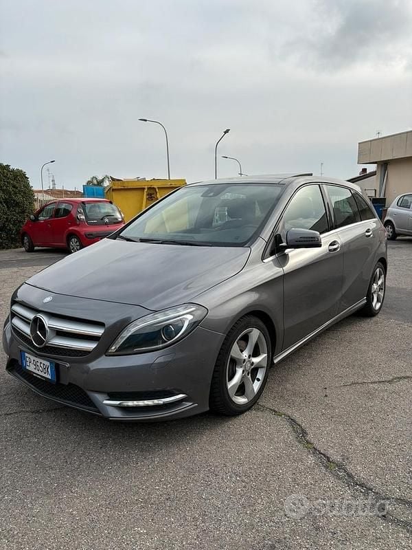 Usata Mercedes B200 2012 Monovolume