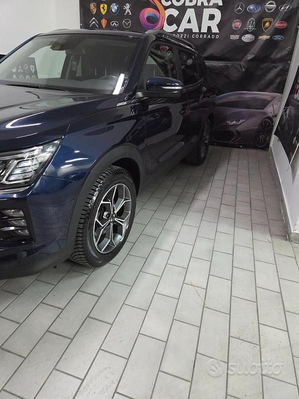 Usata SsangYong Korando 136 CV (100 kW) 2022 Blu Station wagon