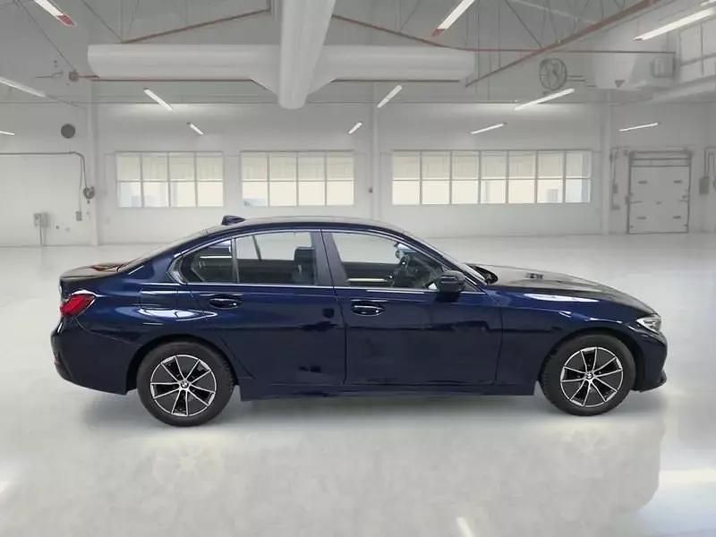 Usata BMW 318 Advantage 149 CV (109 kW) 2022 Berlina