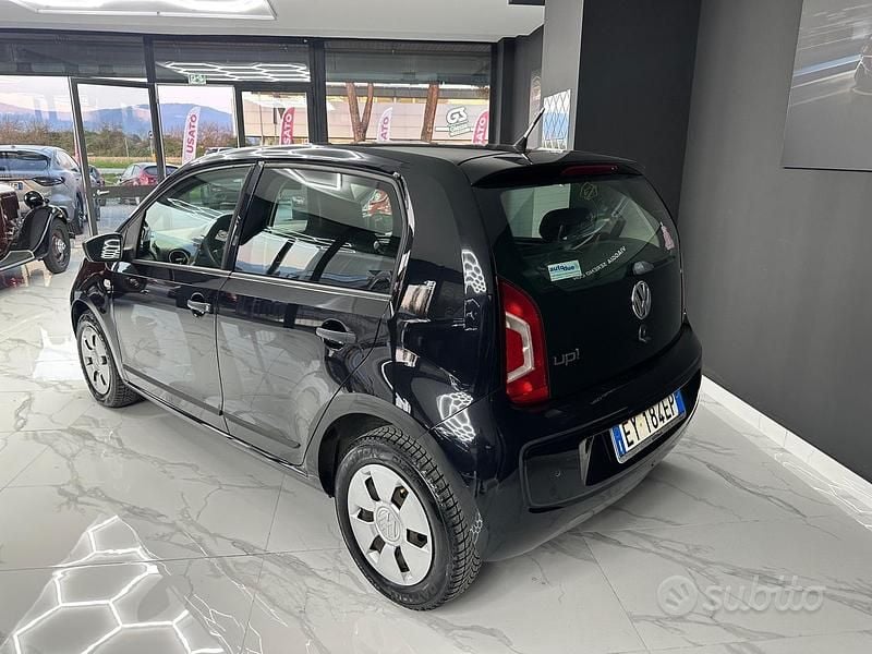 Usata VW up! 60 CV (44 kW) 2015 Nero Utilitaria