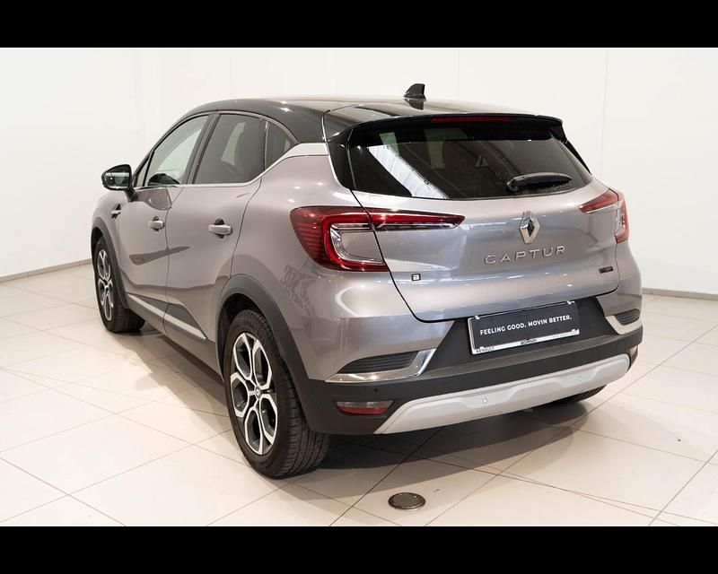 Usata Renault Captur Techno 143 CV (105 kW) 2023 Grigio medio tetto nero SUV