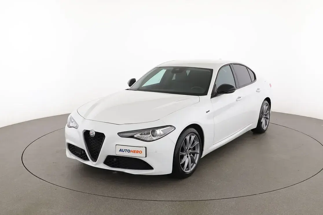 Usata Alfa Romeo Giulia Sprint Sprint 160 CV (117 kW) 2021 Coupé